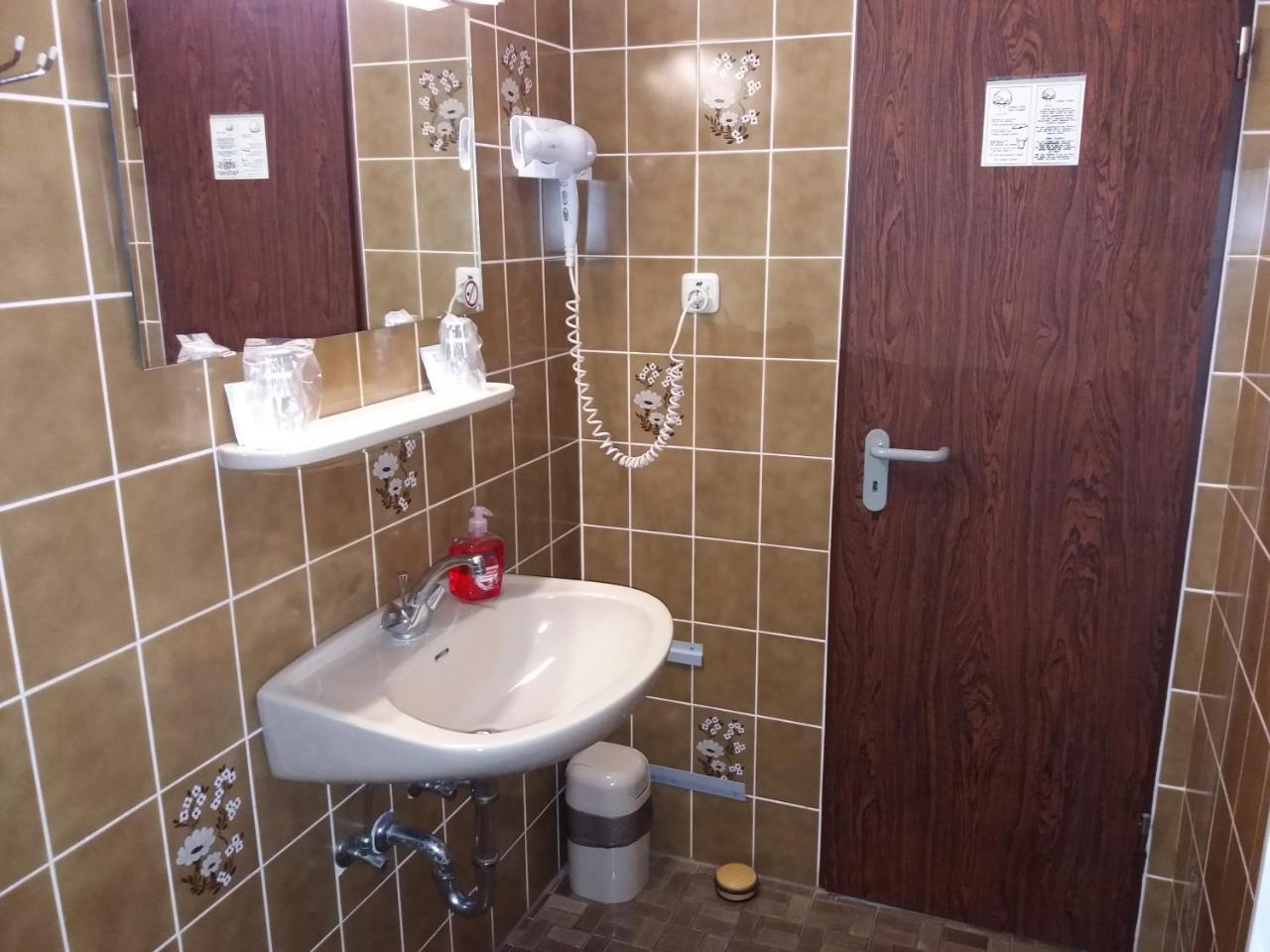 Hotel Aris Sarstedt Extérieur photo